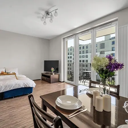 Metro Bemowo - Balcony, Parking, Near Metro - By Rentujemy