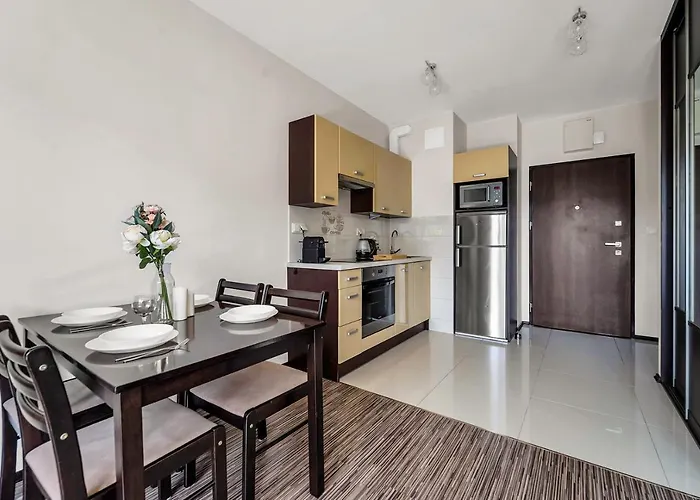 Metro Bemowo - Balcony, Parking, Near Metro - By Rentujemy Varşova